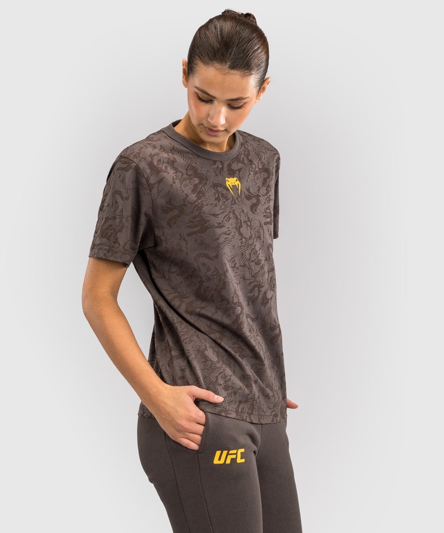 ufc fusion av venum fight week kortermet t-skjorte i bomull for kvinner – jordbrun