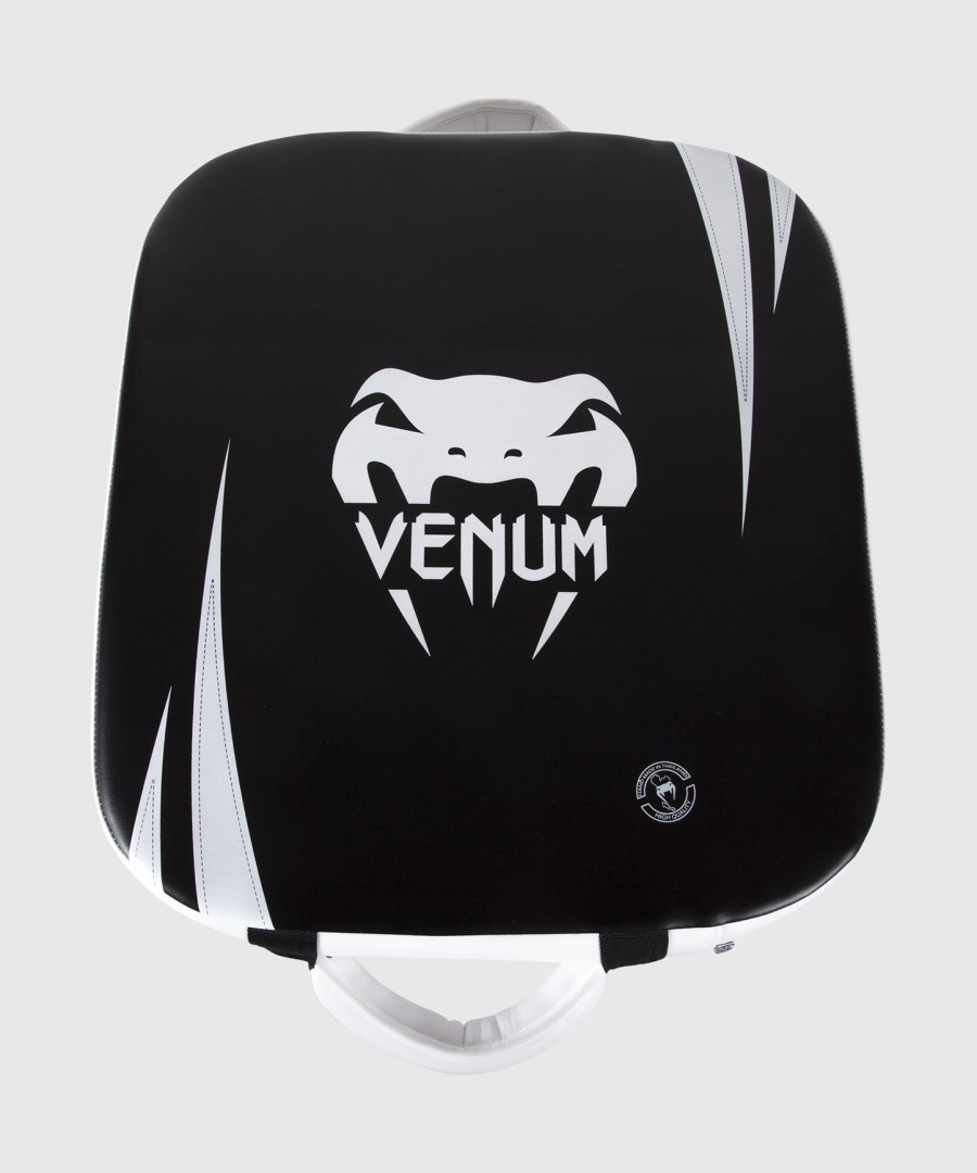 venum absolute square sparkeskjold - skintex-lær - svartis