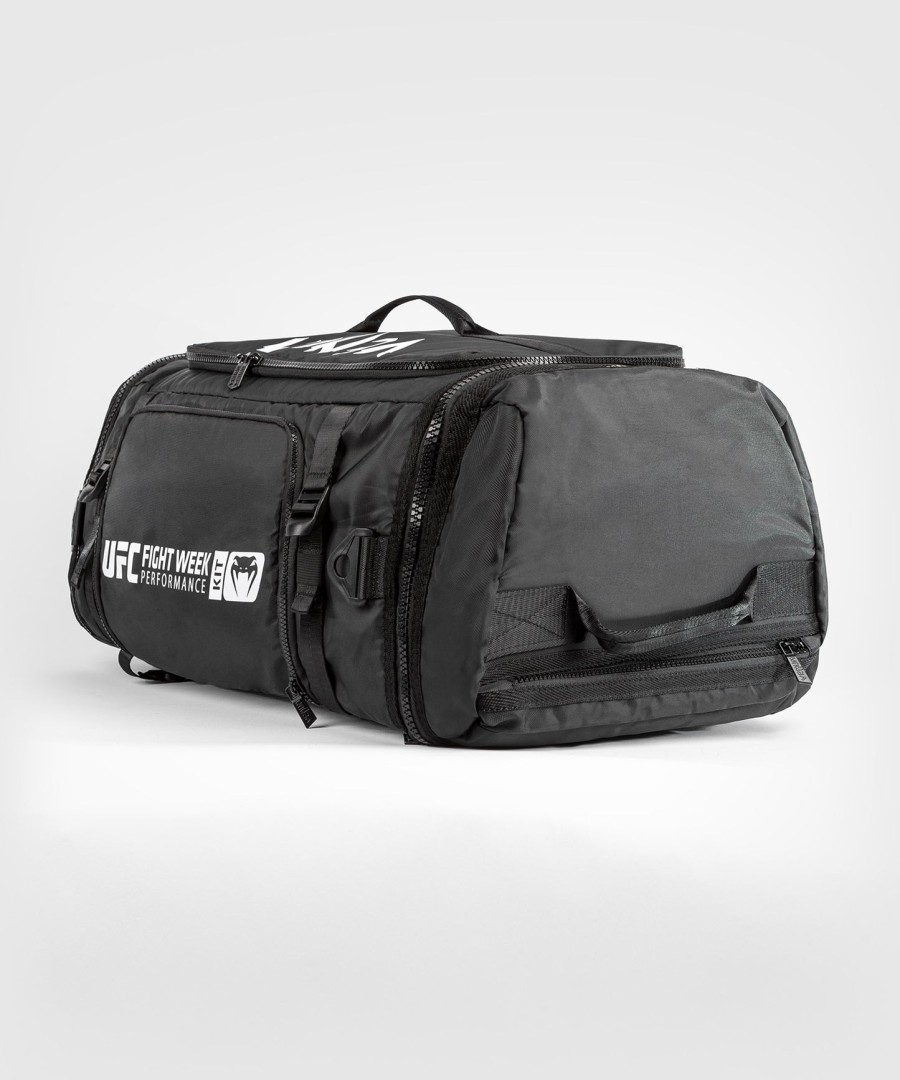 ufc adrenaline av venum fight week duffelbag – svart