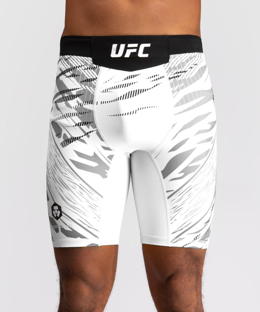 ufc fusion av venum authentic fight night menn vale tudo shorts - hvit