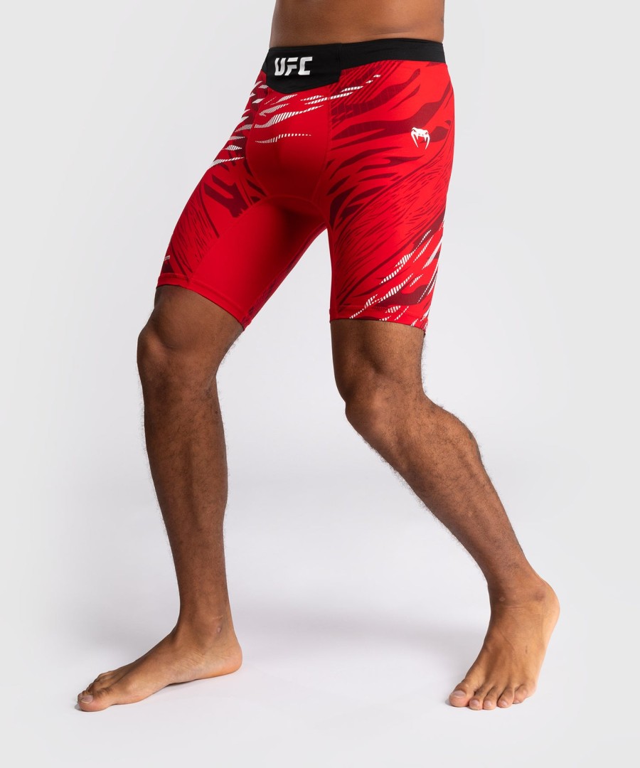 ufc fusion av venum authentic fight night menn vale tudo shorts - rød