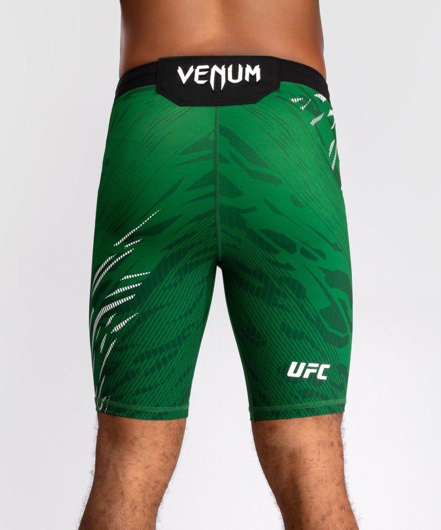 ufc fusion av venum authentic fight night menn vale tudo shorts - grønn