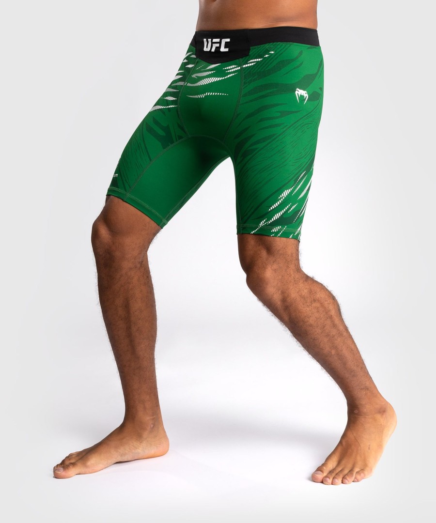 ufc fusion av venum authentic fight night menn vale tudo shorts - grønn