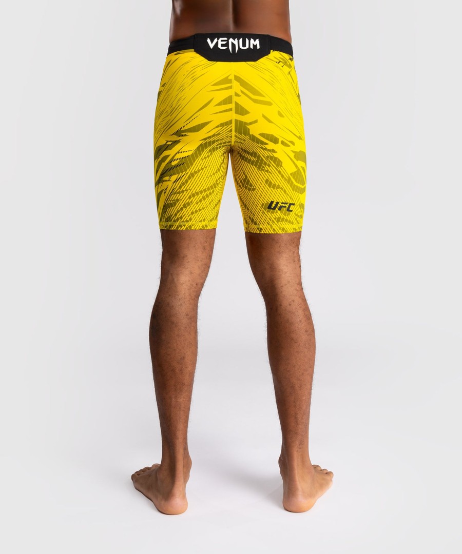 ufc fusion av venum authentic fight night menn vale tudo shorts - gul