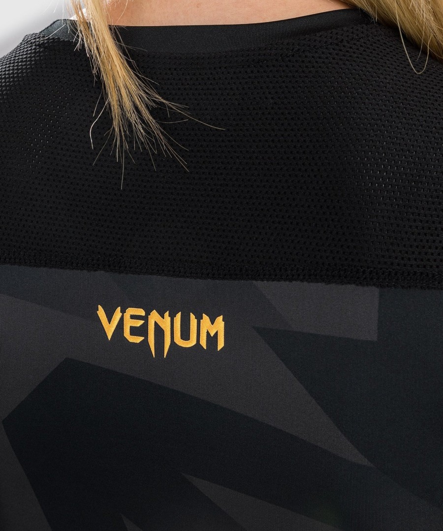 venum razor rashguard – lange ermer – for dame – svartgull