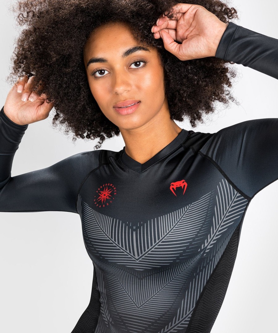 venum phantom rashguard langermet – for dame – svartrød