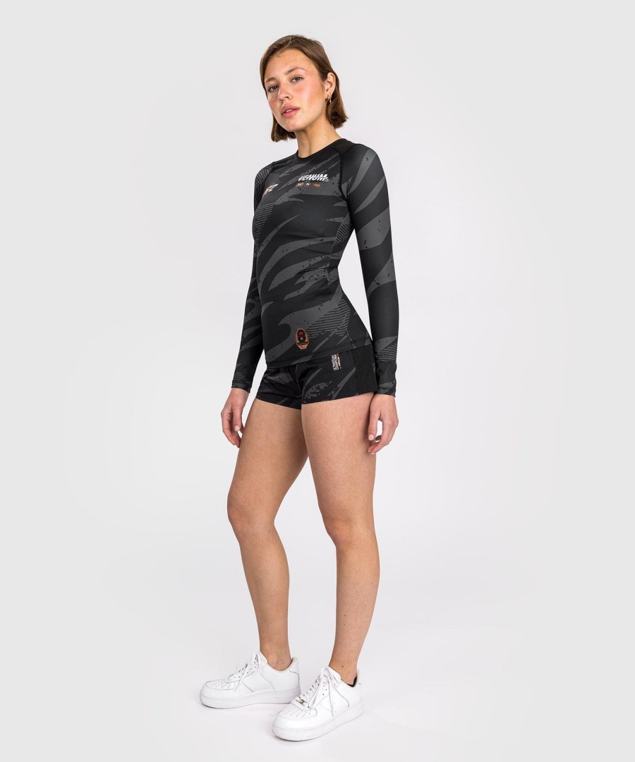 ufc adrenaline av venum fight week dame performance langermet rashguard - urban camo