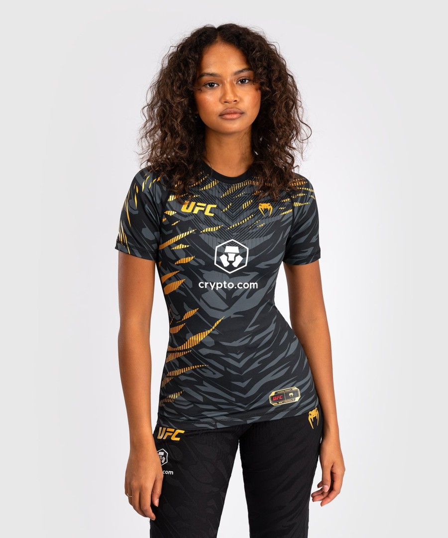 ufc fusion av venum authentic fight night dame performance kortermet rashguard - champion