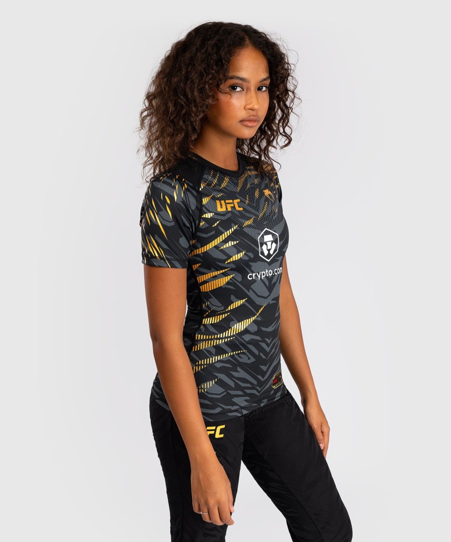 ufc fusion av venum authentic fight night dame performance kortermet rashguard - champion