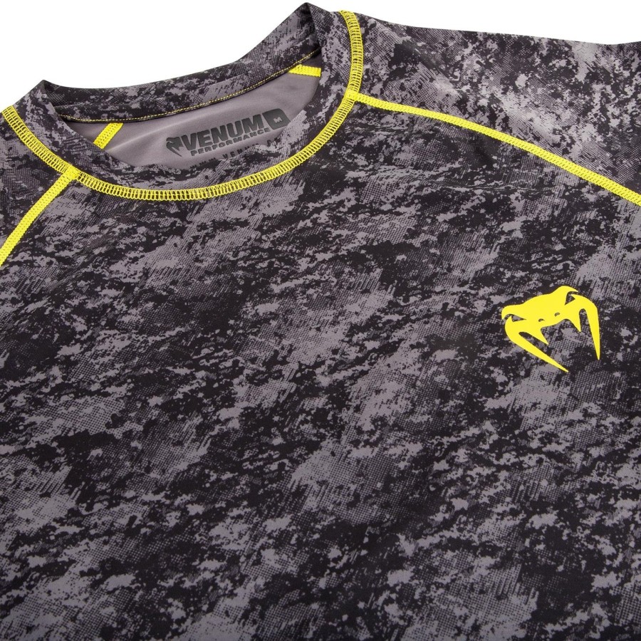venum tramo rashguard - lange ermer - svartgul