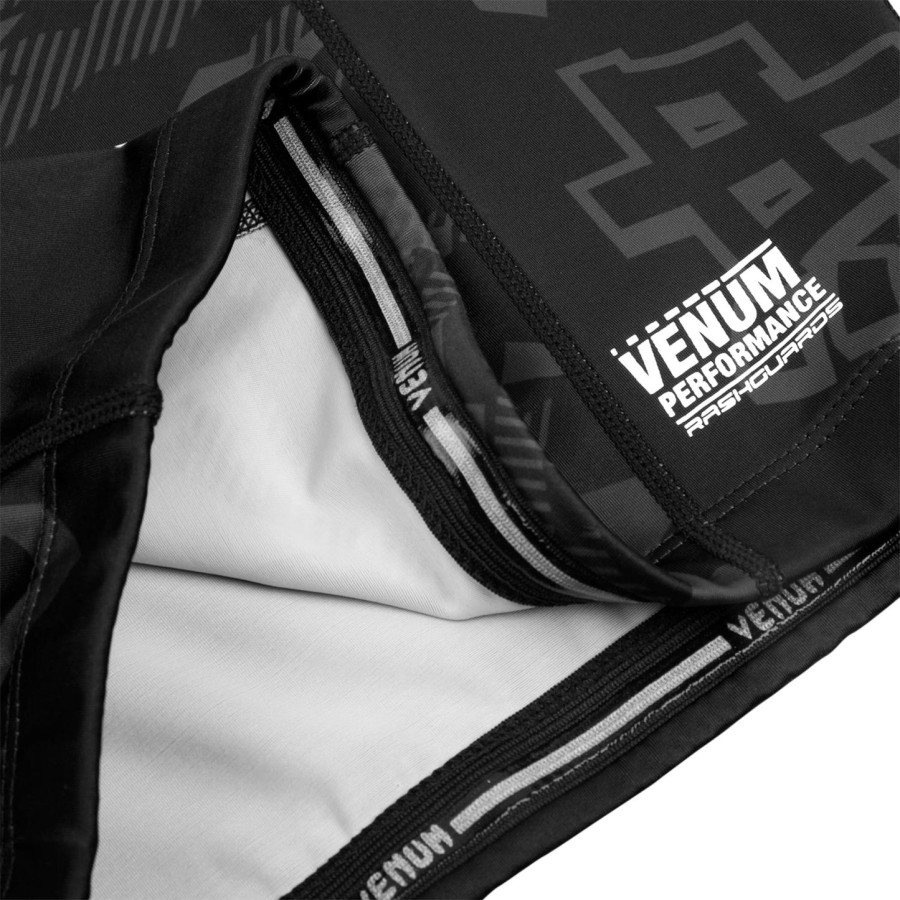 venum okinawa 2.0 rashguard - korte ermer - svarthvit