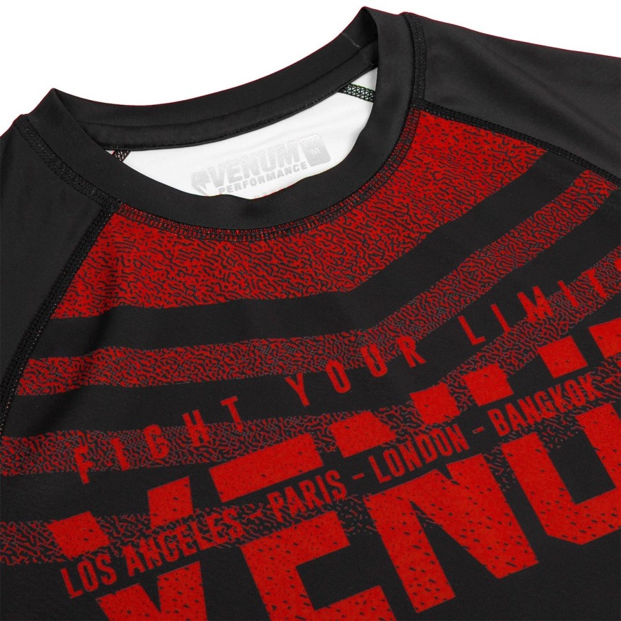 venum signature rashguard - korte ermer - svartrød