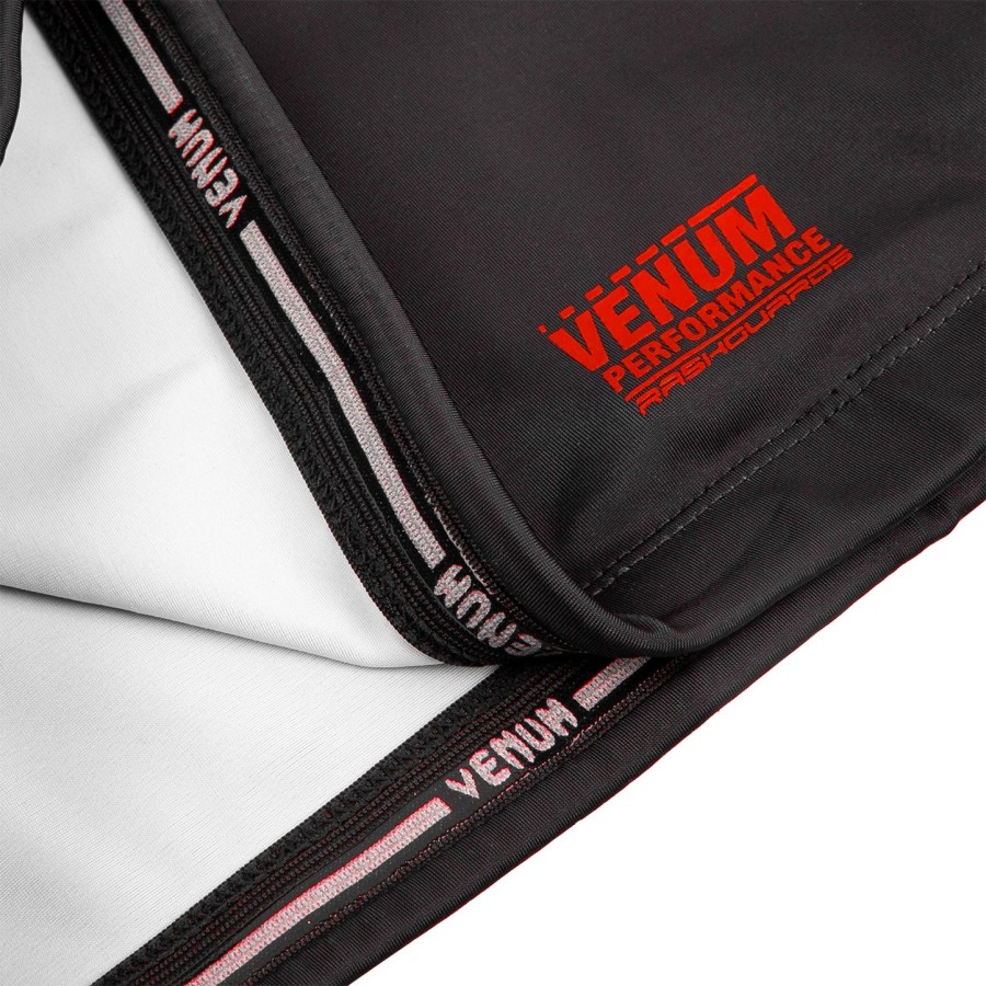 venum signature rashguard - korte ermer - svartrød