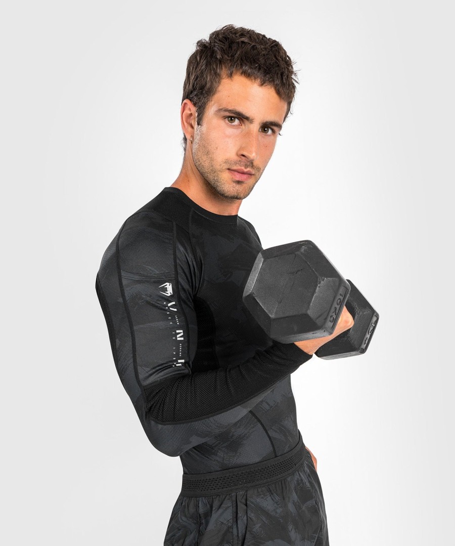 venum electron 3.0 rashguard - lange ermer - svart