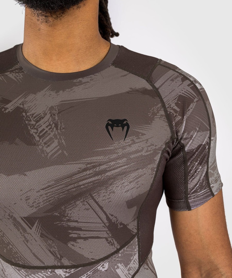 venum electron 3.0 kortermet rashguard - sand