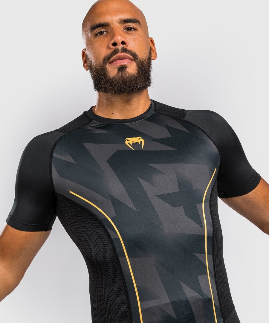venum razor rashguard korte ermer - svartgull