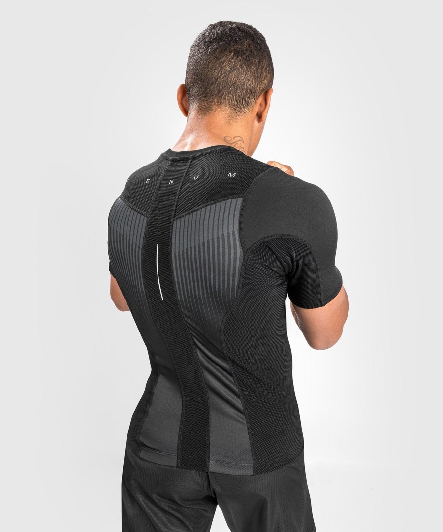venum biomecha rashguard kortermet - svartgrå
