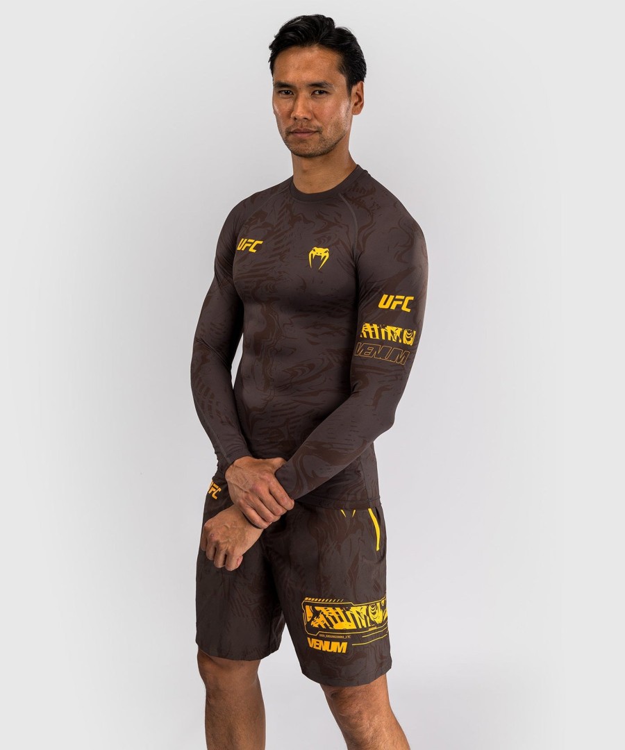 ufc fusion av venum fight week herre performance langermet rashguard - jordbrun