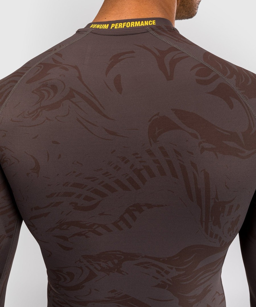 ufc fusion av venum fight week herre performance langermet rashguard - jordbrun