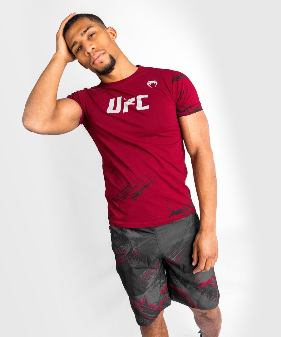 ufc venum authentic fight week men 2.0 kortermet t-skjorte – rød
