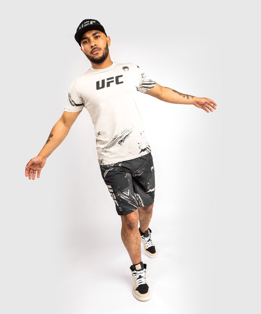 ufc venum authentic fight week men 2.0 kortermet t-skjorte - sand