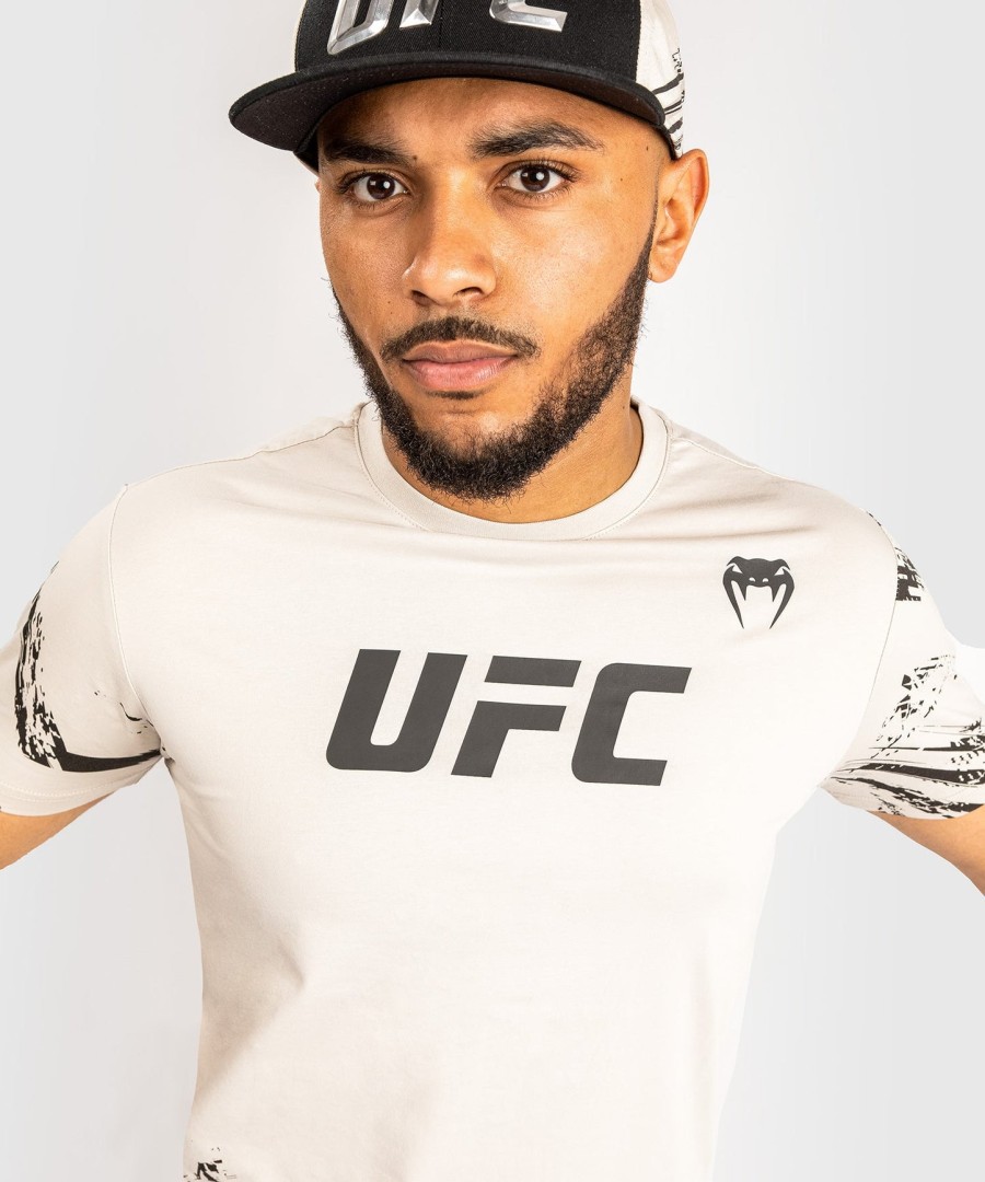 ufc venum authentic fight week men 2.0 kortermet t-skjorte - sand
