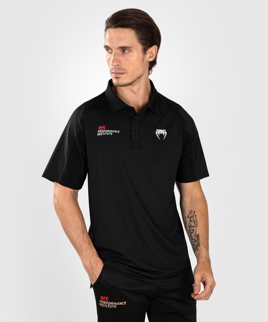 ufc venum performance institute 2.0 menn poloskjorte - svartrød
