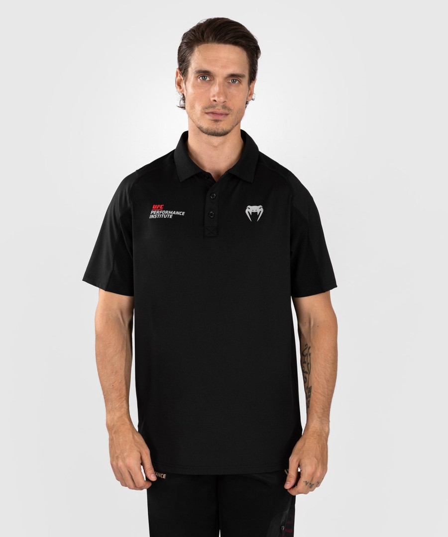 ufc venum performance institute 2.0 menn poloskjorte - svartrød