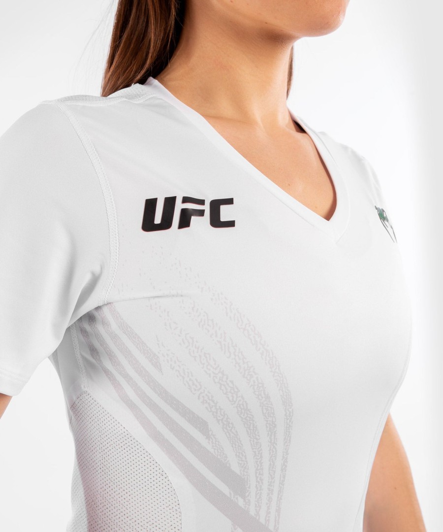 ufc venum personlig autentisk fight night-drakt til kvinner – hvit