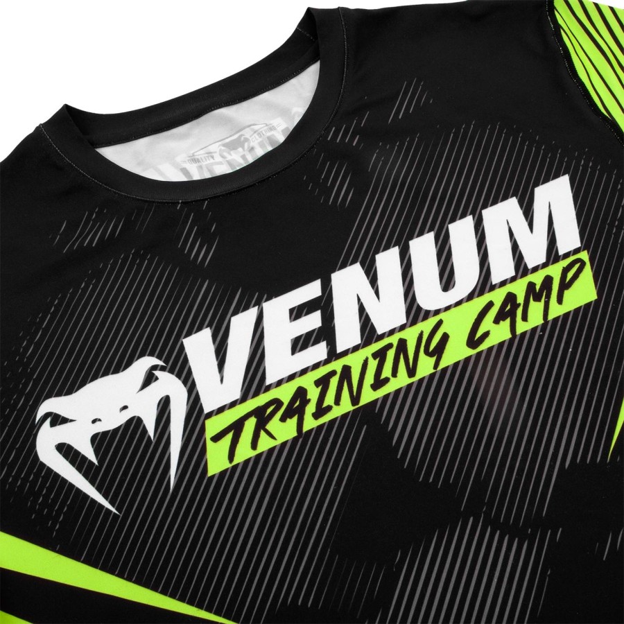venum training camp 2.0 dry tech t-skjorte – svartneo gul – eksklusiv