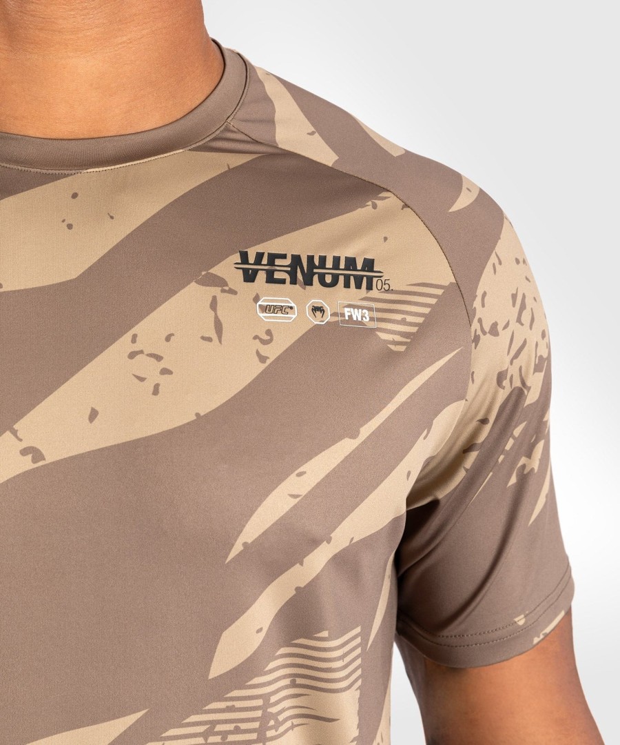 ufc adrenaline by venum men fight week dry-tech t-skjorte - desert camo