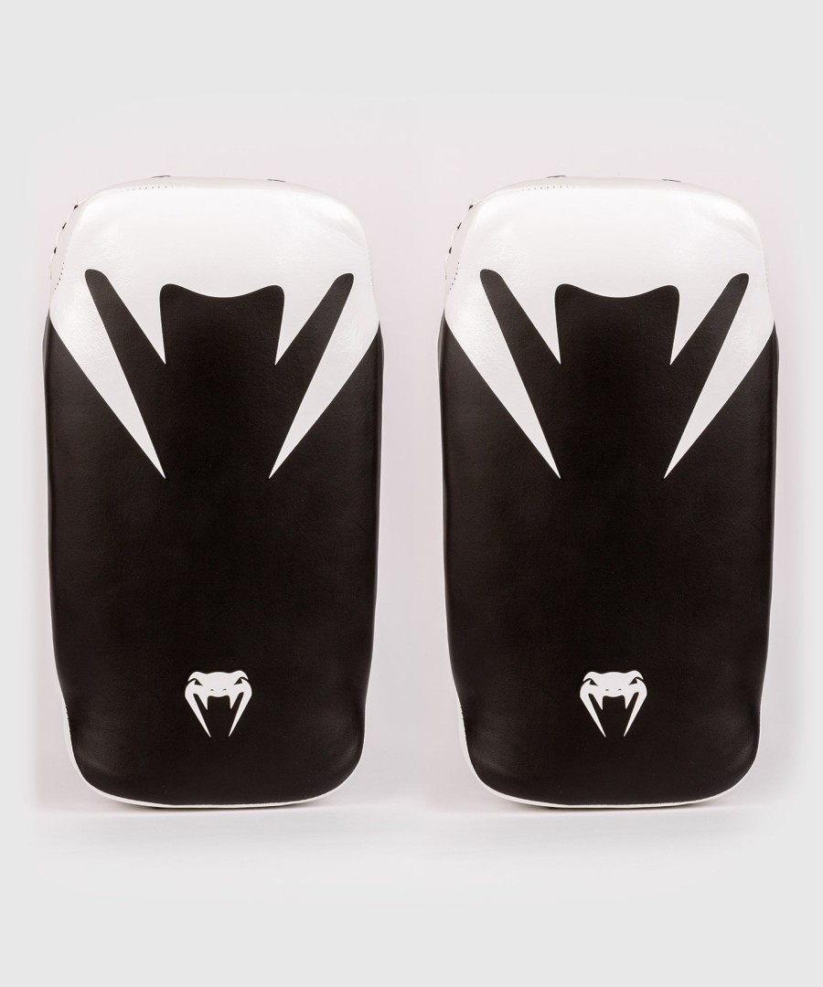 venum absolute kick pads par - svarthvit