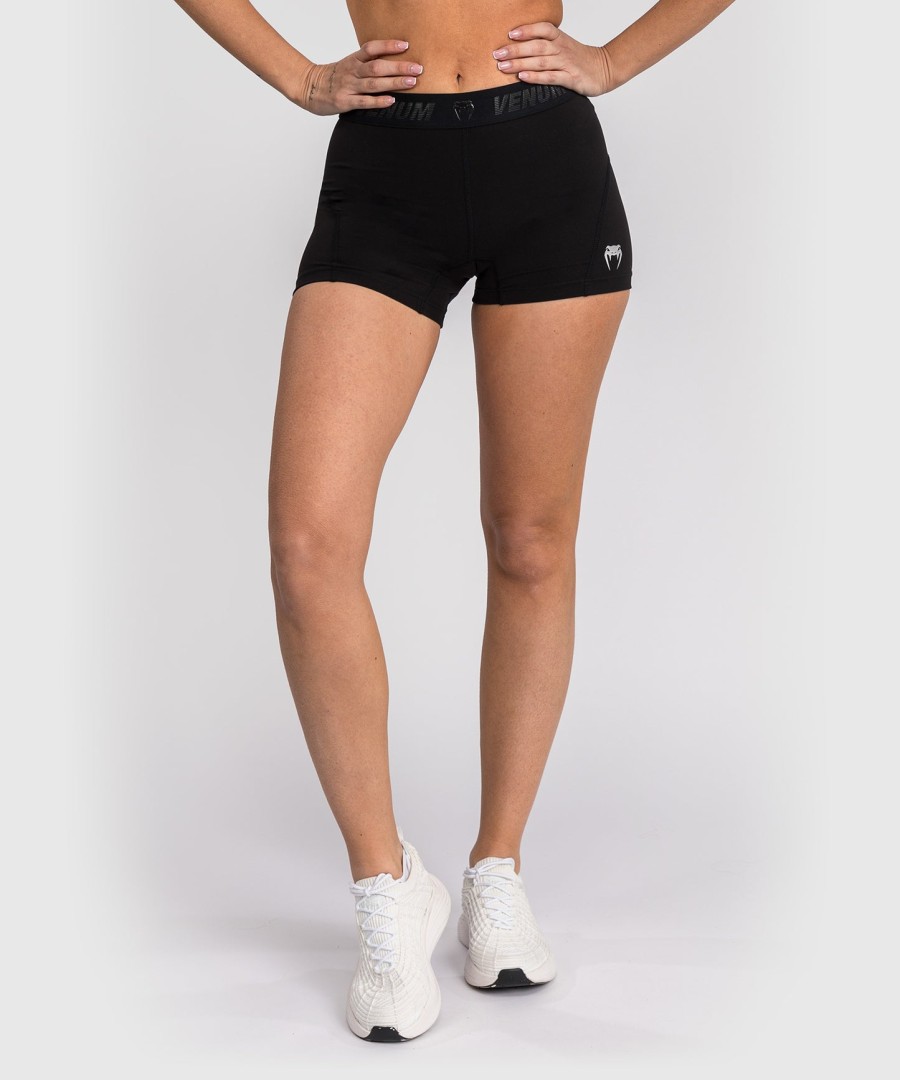 venum elevate dame vale tudo shorts- svart
