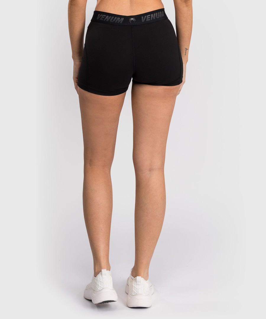 venum elevate dame vale tudo shorts- svart