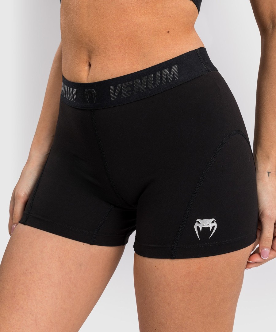 venum elevate dame vale tudo shorts- svart