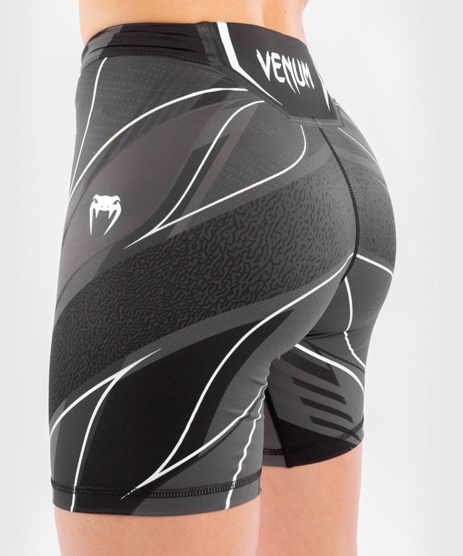 ufc venum authentic fight night dame vale tudo shorts - lang passform - svart