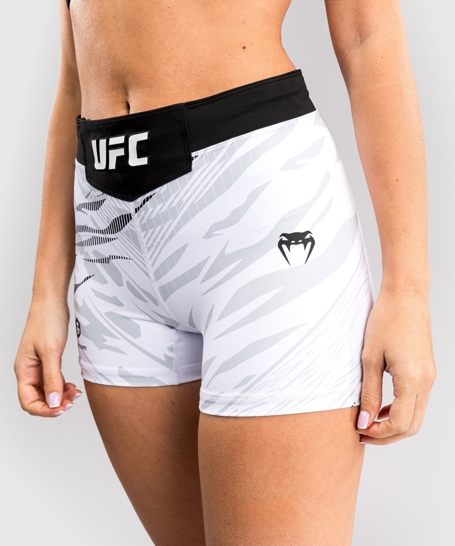 ufc fusion by venum authentic fight night dame vale tudo shorts - kort passform - hvit