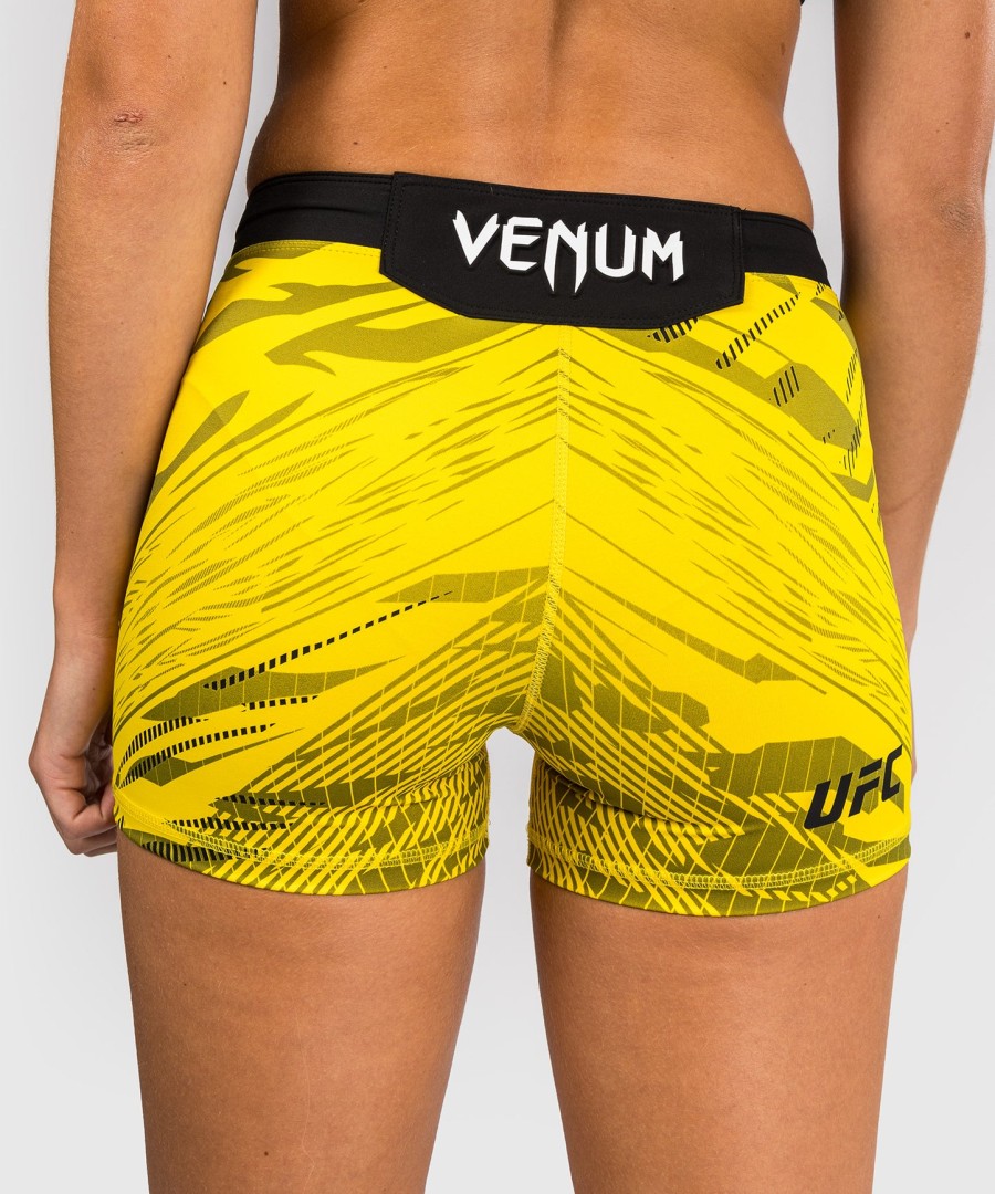 ufc fusion by venum authentic fight night dame vale tudo shorts - kort passform - gul