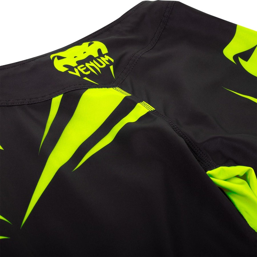 venum challenger kampshorts - svartneo gul
