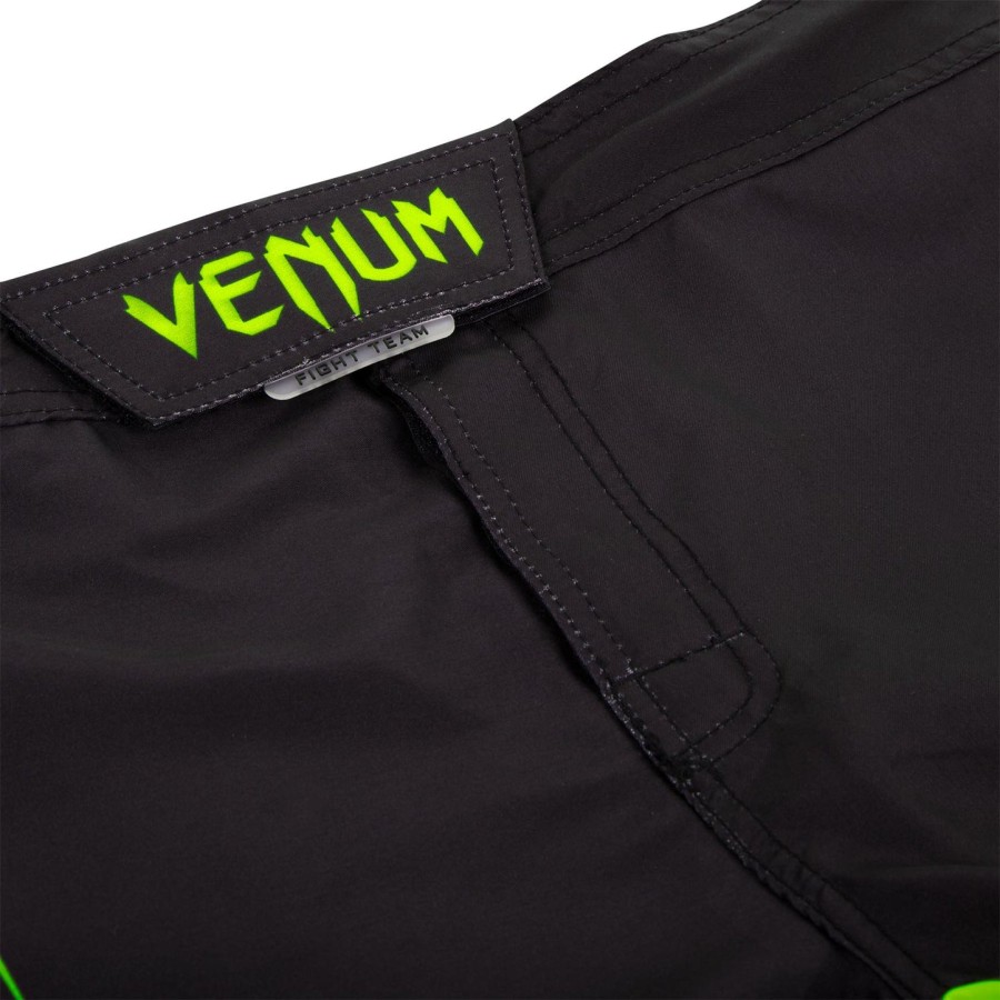 venum challenger kampshorts - svartneo gul
