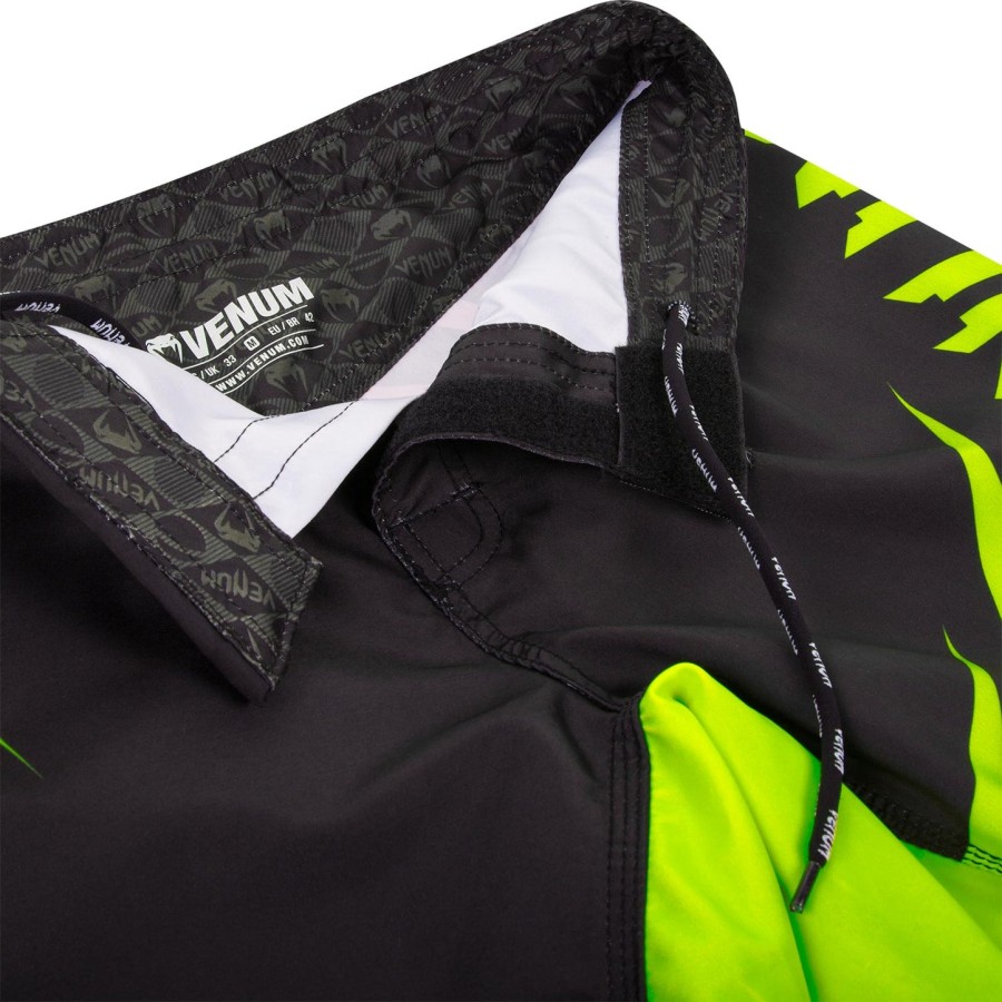 venum challenger kampshorts - svartneo gul