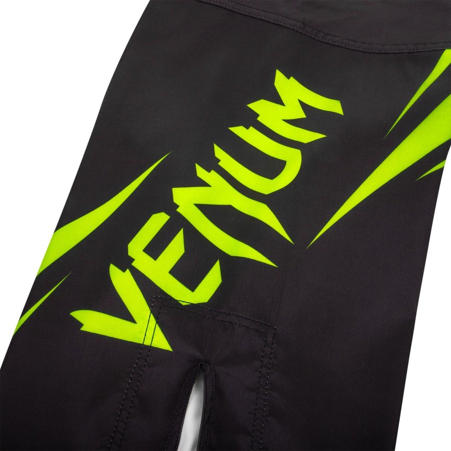 venum challenger kampshorts - svartneo gul