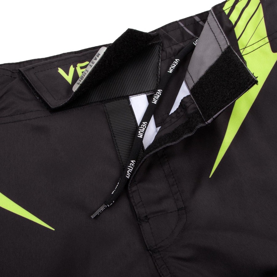 venum sharp 3.0 fightshorts - svartneo gul