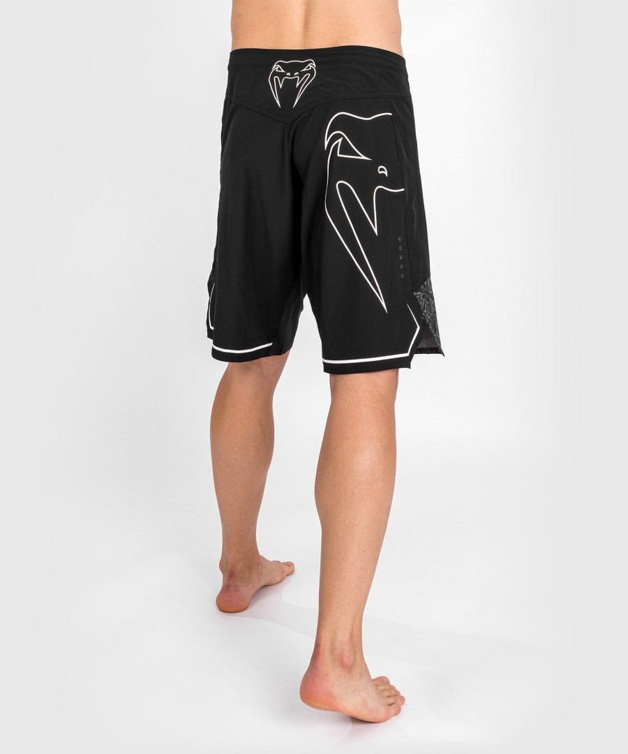 fightshorts light 4.0 venum - svarthvit