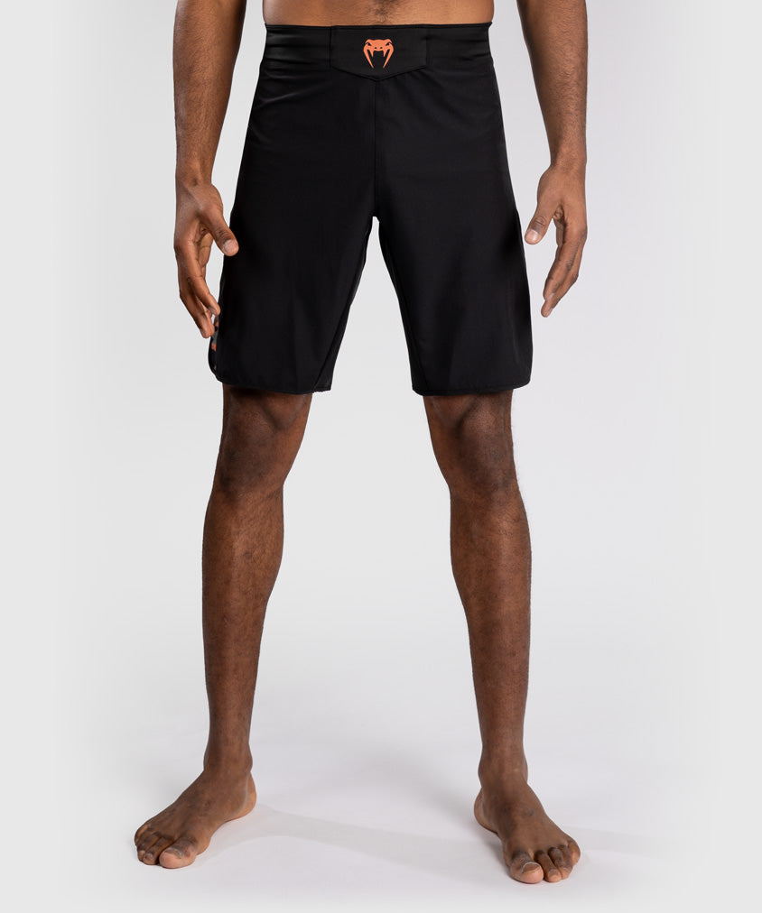 venum jungle ops fightshorts - svartkhaki kamuflasje
