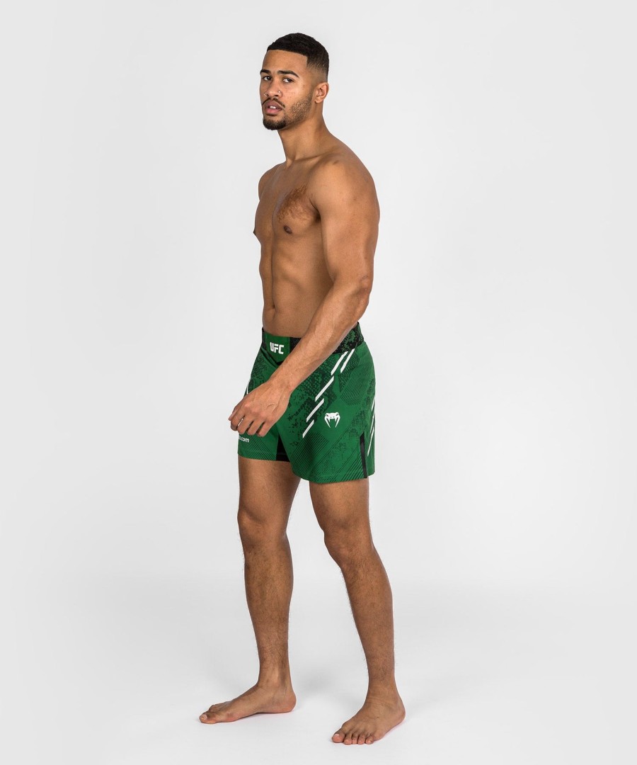 ufc adrenaline by venum authentic fight night menns kampshorts - kort passform - grønn