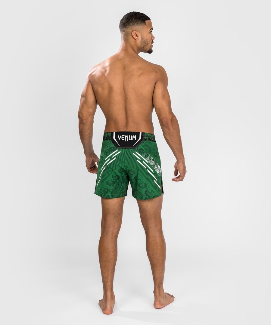 ufc adrenaline by venum authentic fight night menns kampshorts - kort passform - grønn