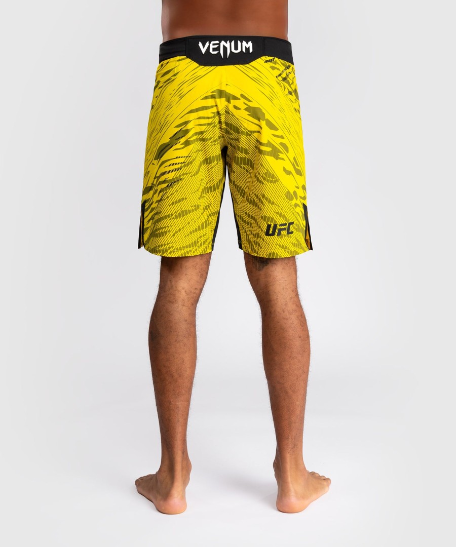 ufc fusion av venum authentic fight night herre kampshorts - lang passform - gul