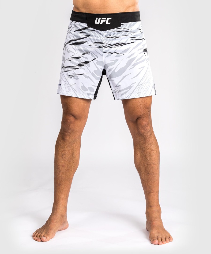 ufc fusion av venum authentic fight night menns kampshorts - kort passform - hvit