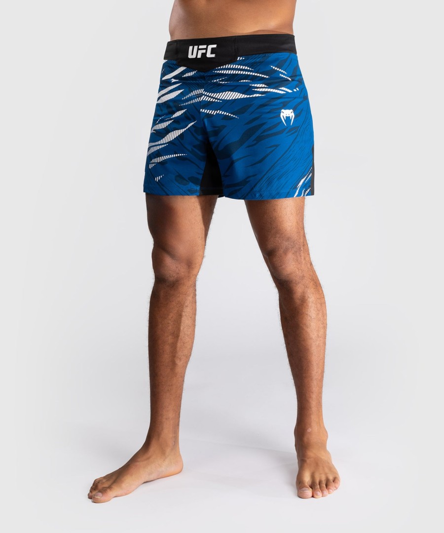 ufc fusion av venum authentic fight night menns kampshorts - kort passform - blå